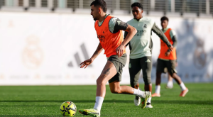 皇马集结！阿尔隆索率队开启周度首训，备战联赛第 13 轮对阵埃尔切