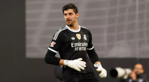 三重护航：阿联酋航空与阿迪达斯助力库尔图瓦的医疗保障体系