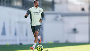 皇家马德里训练基地开启新一期训练，阿隆索率队备战联赛第 13 轮