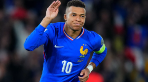 4-0！姆巴佩双响 + 助攻解锁 400 球里程碑，法国队轻松锁定世界杯门票